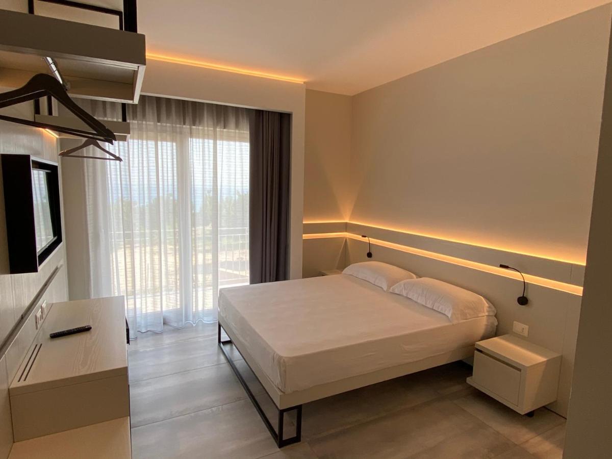 Aether Suites Tropea - Free Private Parking Екстер'єр фото