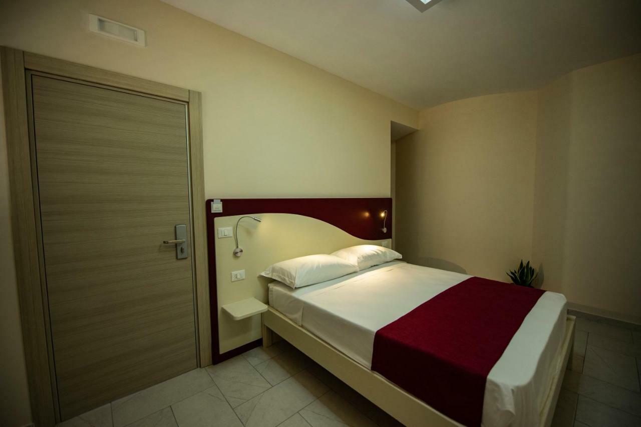 Aether Suites Tropea - Free Private Parking Екстер'єр фото