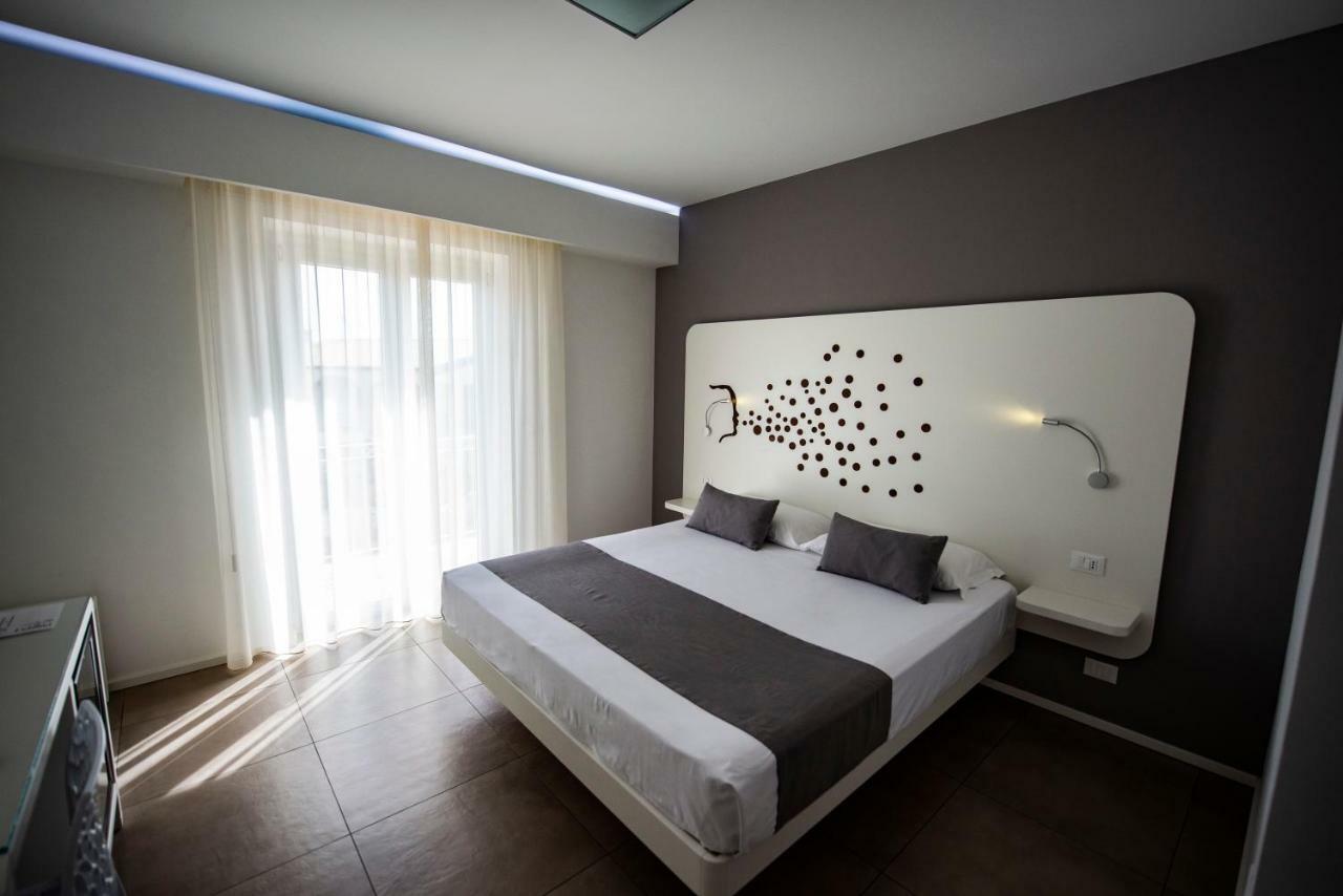 Aether Suites Tropea - Free Private Parking Екстер'єр фото