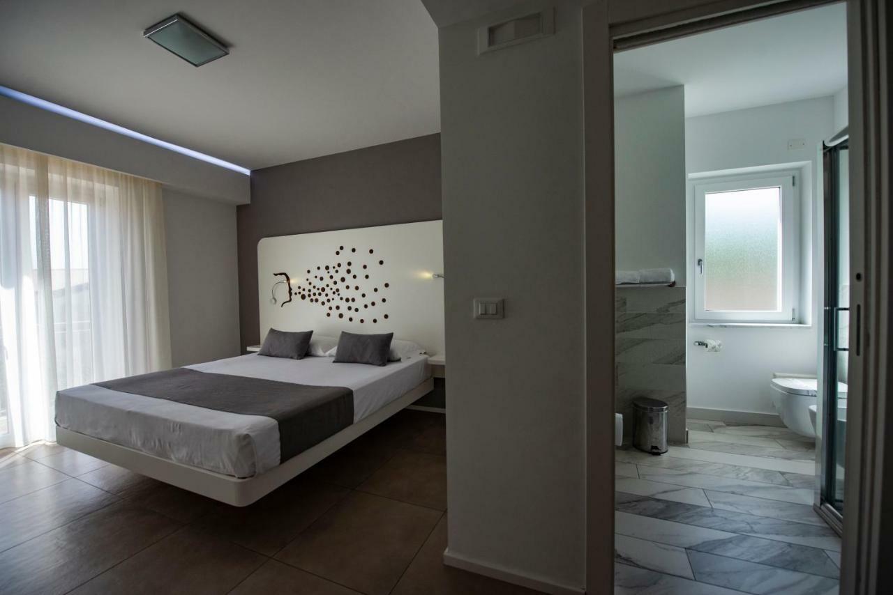 Aether Suites Tropea - Free Private Parking Екстер'єр фото